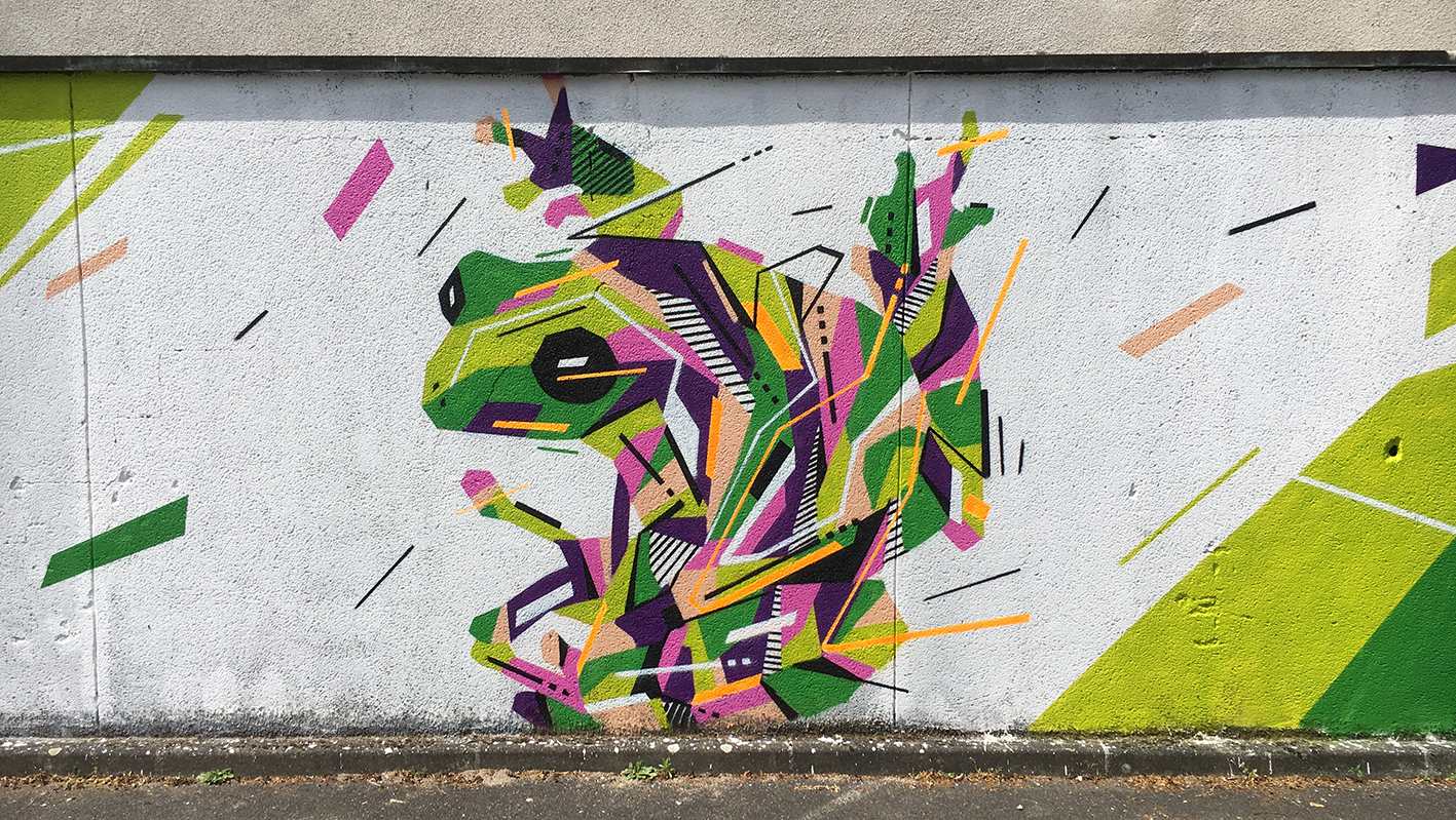 Fresque Graffaune Graffiti grenouilles réalisée par Daco